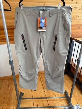 Simms Light Gray Men's Cargo Dryline Fishing Pants